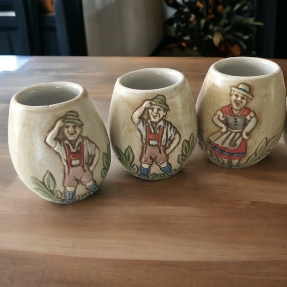 Vintage Ceramarte Brazil German Woman Anheuser-Busch Set of 6 Shot Cups - Picture 3 of 7